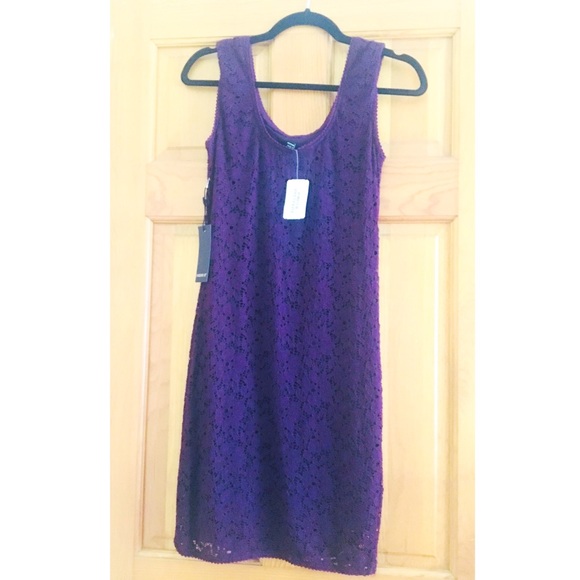 Eyelet Sleeveless Mini Dress NWT - Picture 3 of 9